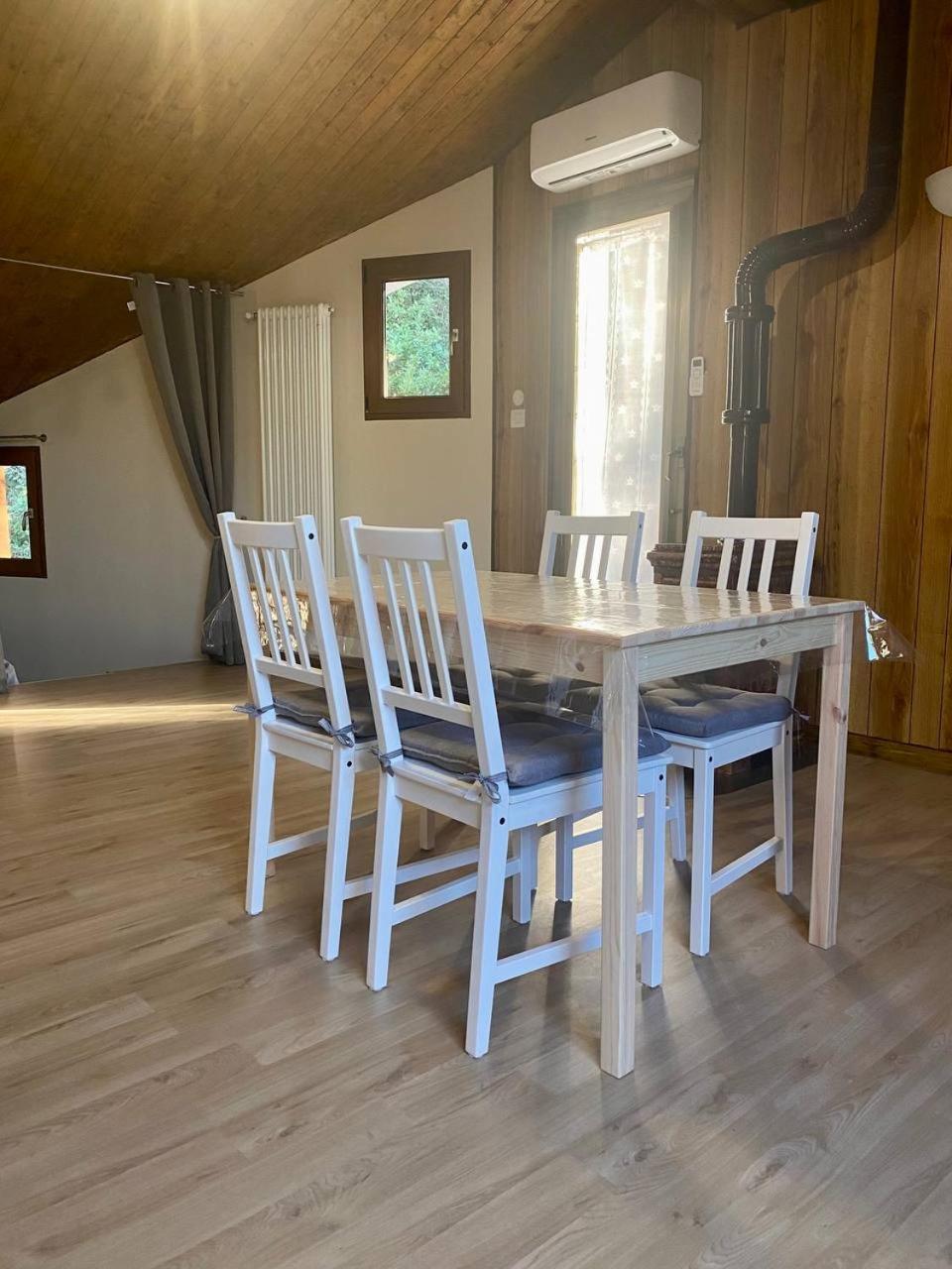 Apartvilla